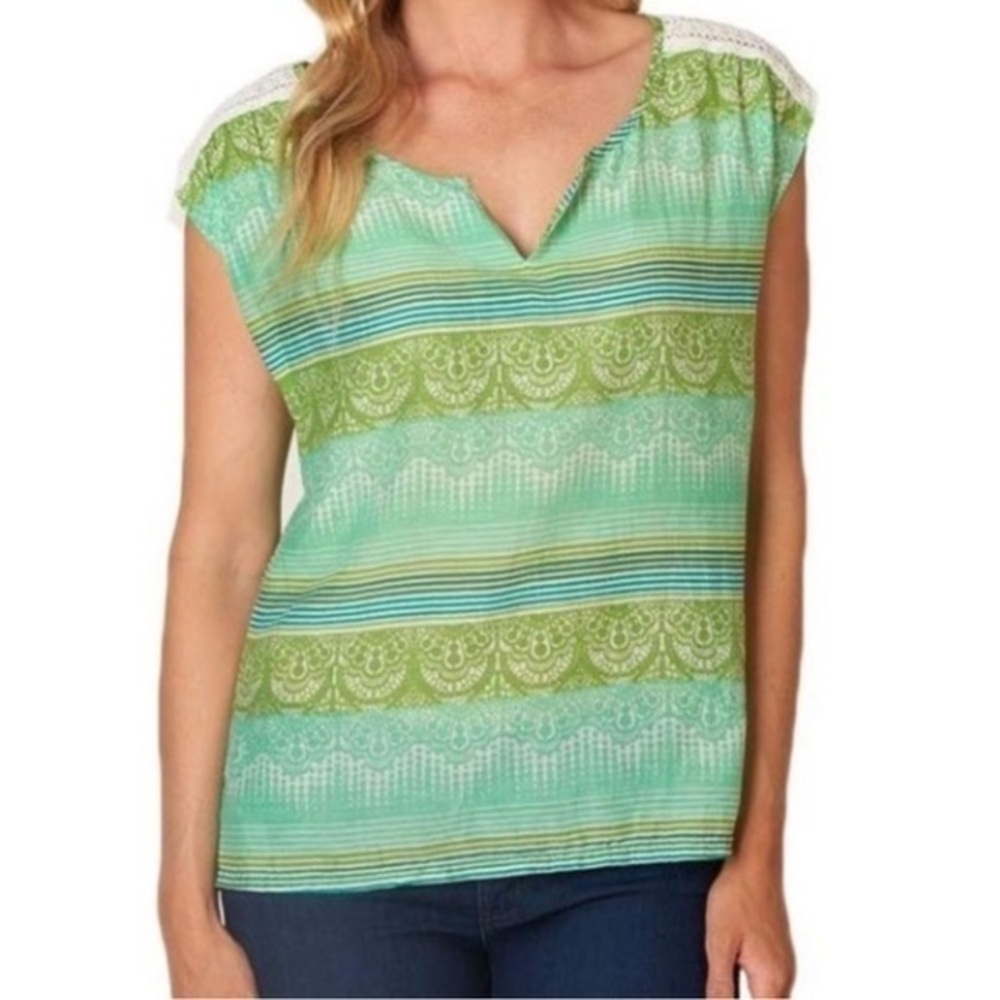 PRANA Woman’s IIIiana Green Crochet Detail Shirt Sz XS.